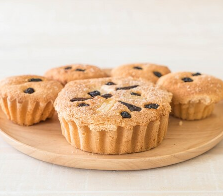 Apenas 3 ingredientes: faça uma tortinha de biscoito perfeita em minutos